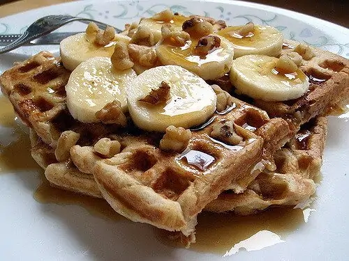 Healthy breakfasts and decadent desserts, brought to you by the humble waffle iron!