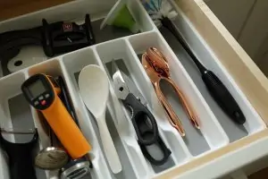 Organize your drawers for a more pleasant cooking experience.