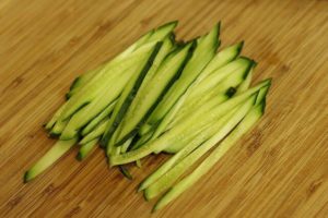 zucchini noodles with julienne peeler