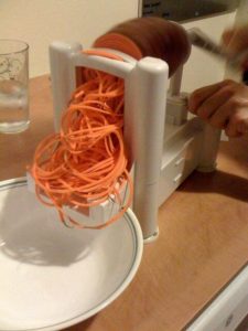 A spiralizer in action!