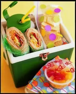 Pack all kinds of cold lunches with the right lunch box!