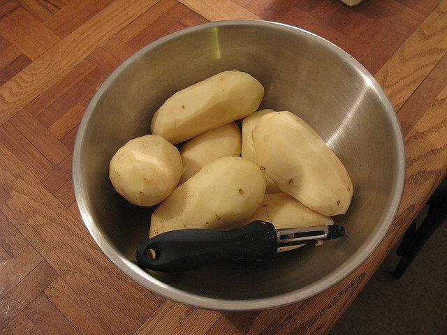 cooks electric potato peeler
