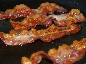 Bacon is the best part of every morning. Make sure you're cooking it right with the best pan.