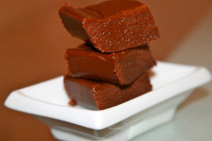 Make a delicious batch of fudge squares and all other types of fudge with the best pan on the market!