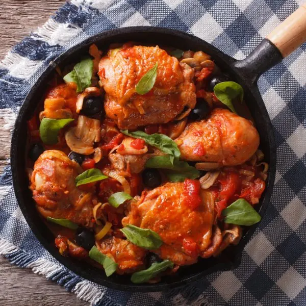Cacciatore chicken in a pan